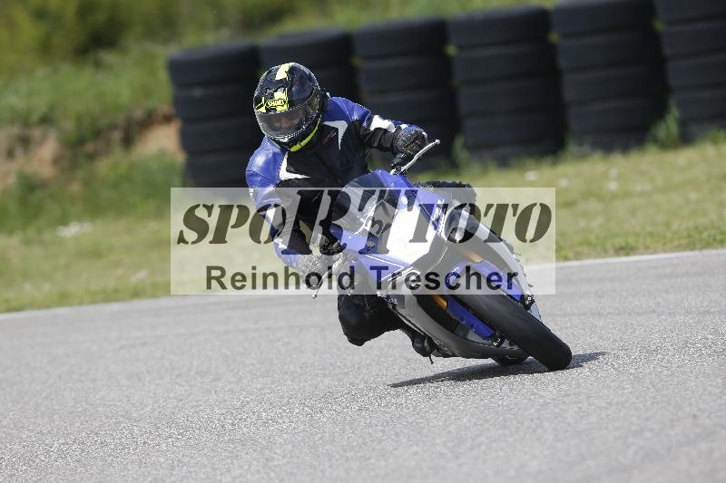 Archiv-2025/09 22.04.2025 Cornu Master School ADR/gruen-vert/37